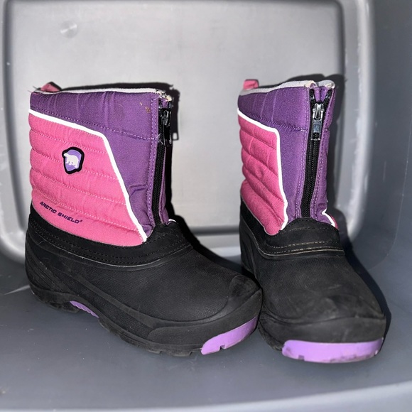Girls Snow Boots - Artic Shield - Size 3 - Pink and Purple - Picture 1 of 3